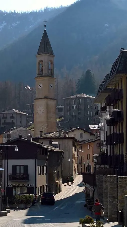 Grazioso Monolocale A Pochi Passi Dal Centro Cittadino Apartment Chiesa in Valmalenco Italy